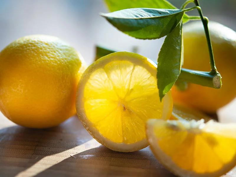 Lemon Oil detail
