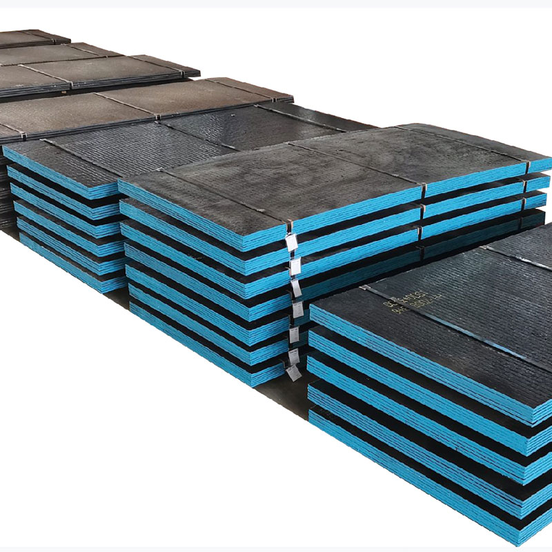 Chromium carbide overlay wear plate