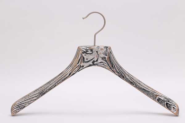 Hanger With Leopard Finish
