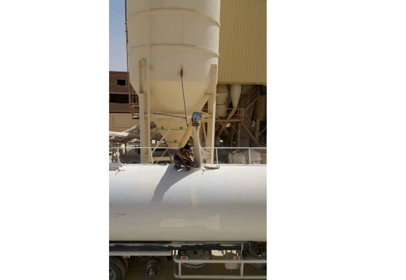Dolomite 325mesh Grinding Case In Africa: NO VIBRATION ,STABILITY OPERATION Medium Size Raymond Mill For Dolomite Grinding Project