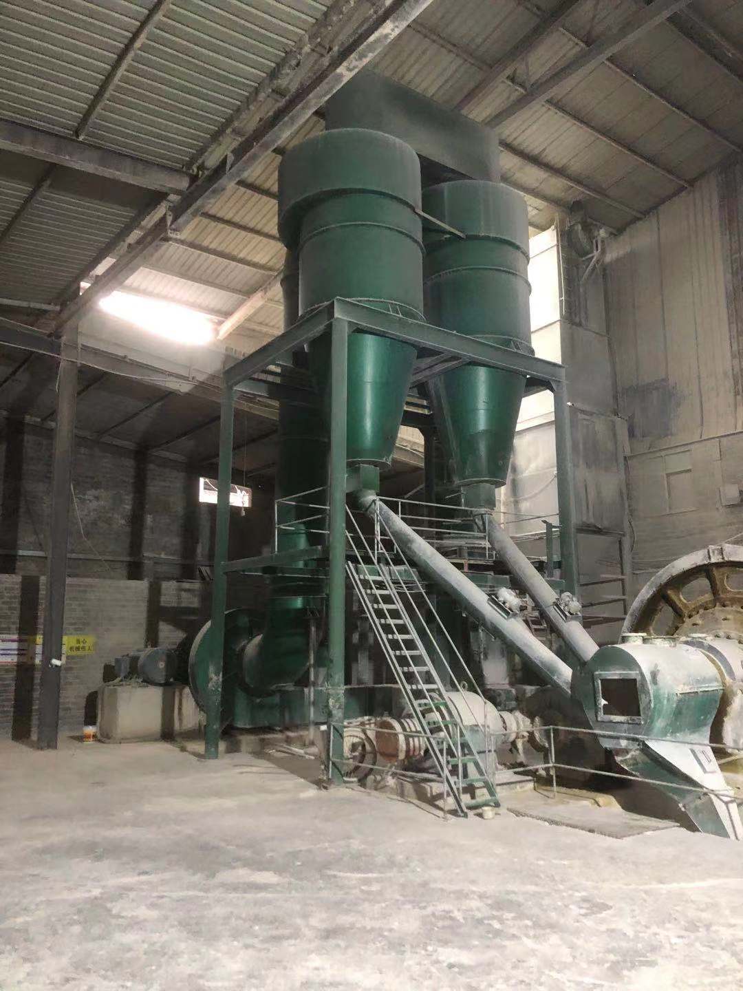 Barite grinding mill selection and Raymond mill