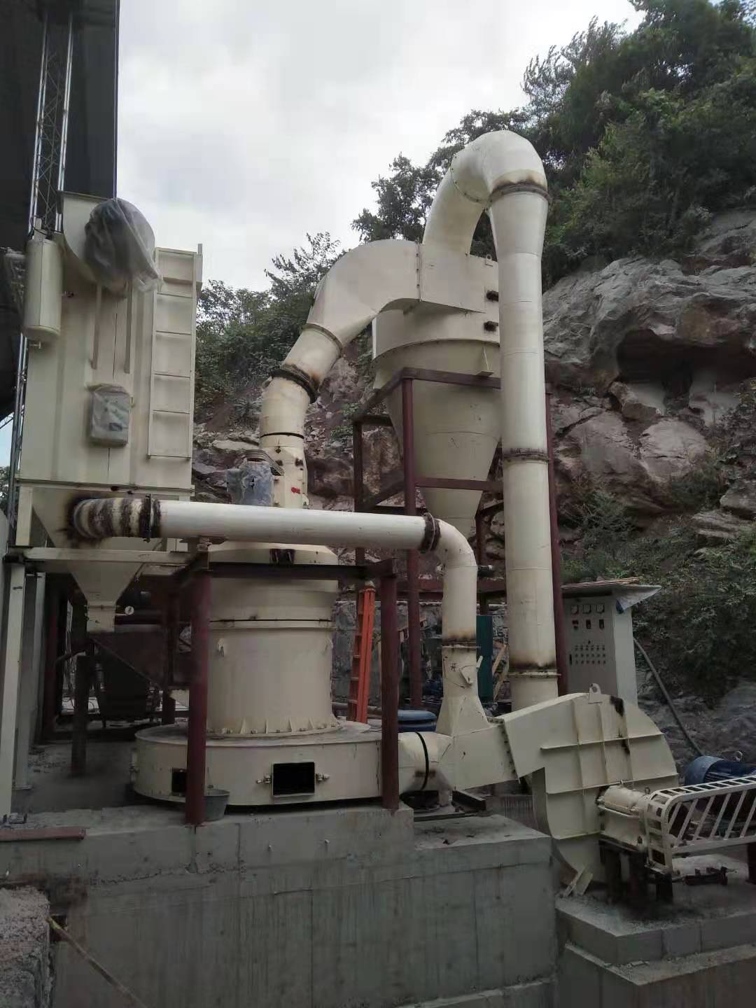 325 Mesh Calcium Carbonate Grinding Case In China