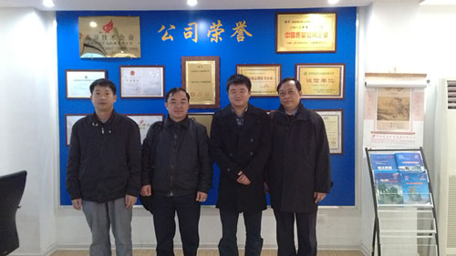 Raymond Grinding Mill for Gold Ore Processing: A New Technology for Gold Mining and Processing