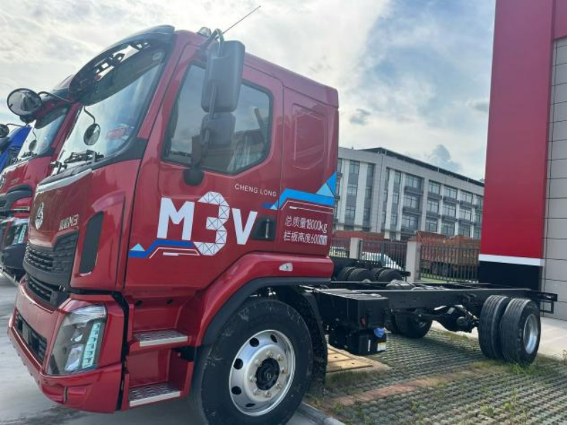 Fast 8-speed transmission Chenglong Truck