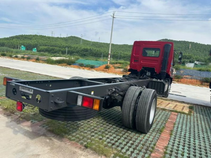 Fast 8-speed transmission Chenglong Truck